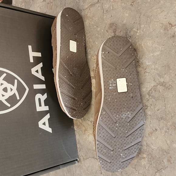 Ariat cruiser size 9 women's shoe - Picture 4 of 7